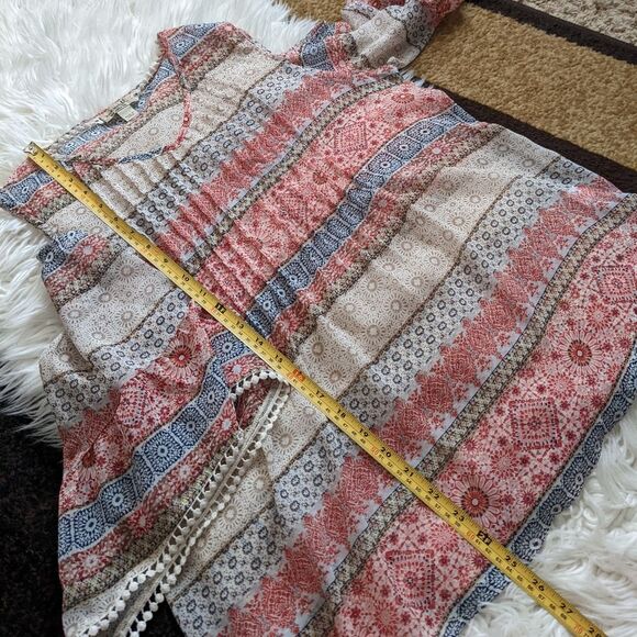 5/$25! One World Boho Sheer Open Shoulder Top - Picture 7 of 10